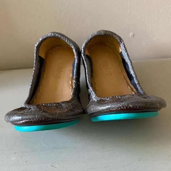 Tieks by Gavrieli Slate Grey Croc - Picture 3 of 6